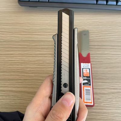 ซื้อ ใบตัด 18 มิลลิเมตร SK2 สแตนเลสคาร์บอนสูงสําหรับความต้องการการตัดที่หลากหลาย การผลิตออนไลน์