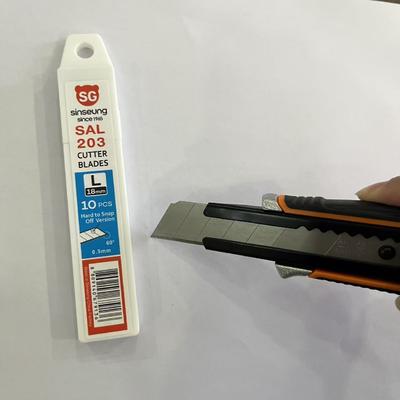 ซื้อ DIY 18mm Blade Cutters Varies Depending On Replacement Frequency for Your Projects การผลิตออนไลน์